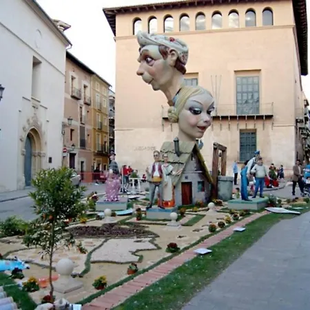 Xativa, Style